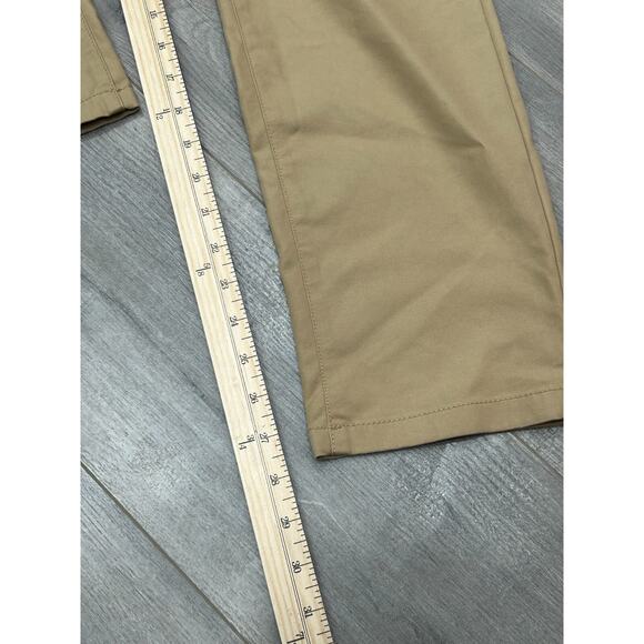 Old Navy Mens Khaki Straight Ultimate Built-In Flex Chino Pants Size 32x30 - Picture 7 of 7
